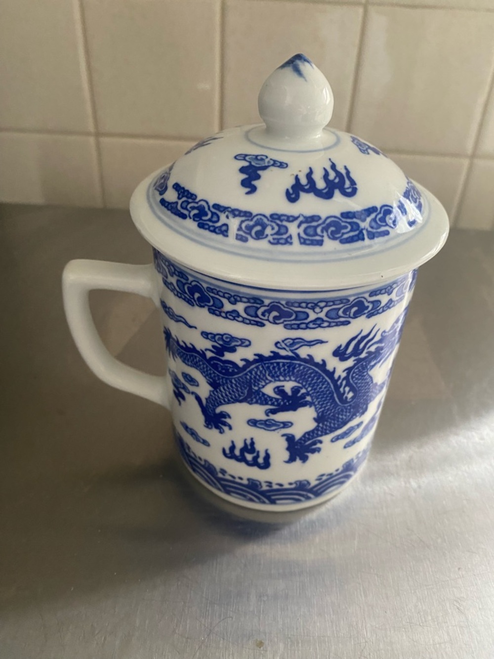 Vintage Cobalt Blue White Dragon Tea Cup Mug & Lid Traditional Chinese Porcelain